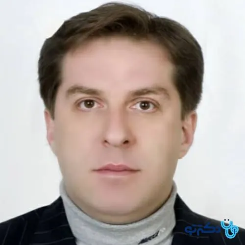 دکتر علی ناصح