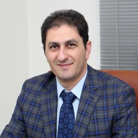 دکتر ابراهیم حاجی زاده
