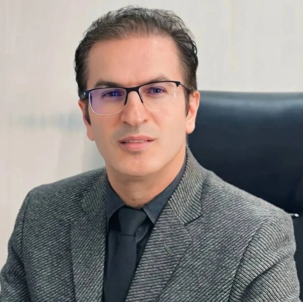 دکتر ابوالفضل صادقی نژاد