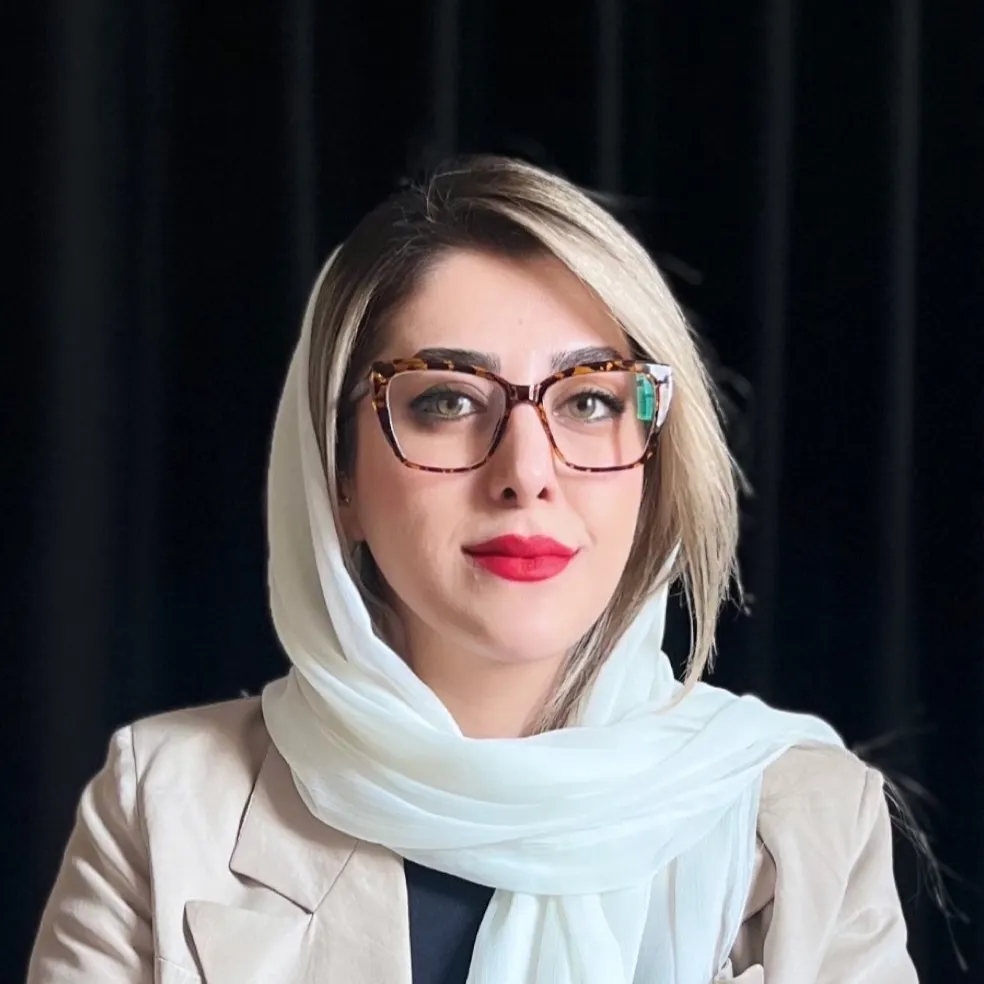 زهرا موسوی