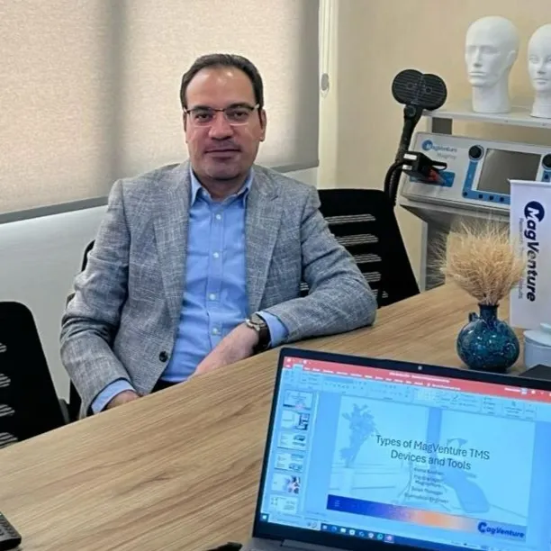 دکتر روح الله رحمانی فر
