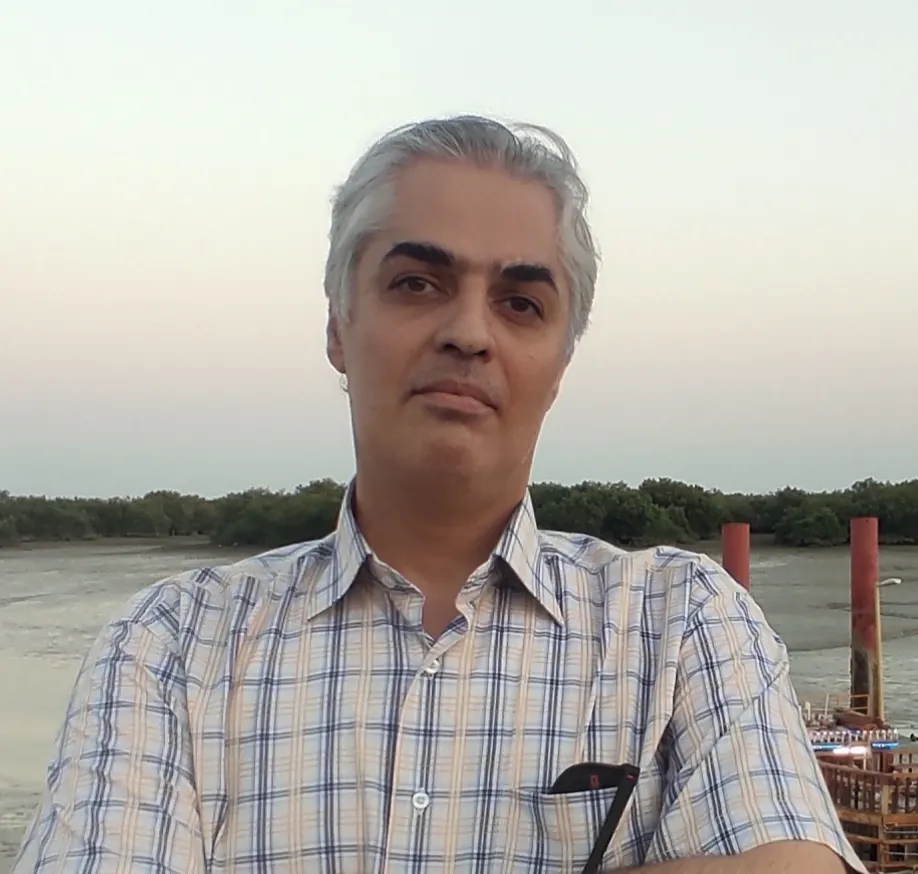دکتر امید زارع زاده