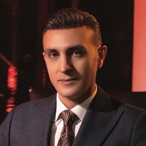 دکتر کامیار آیین فر