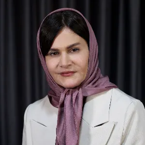 فاطمه علی آبادی