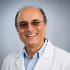 دکتر عیسی رجب لو